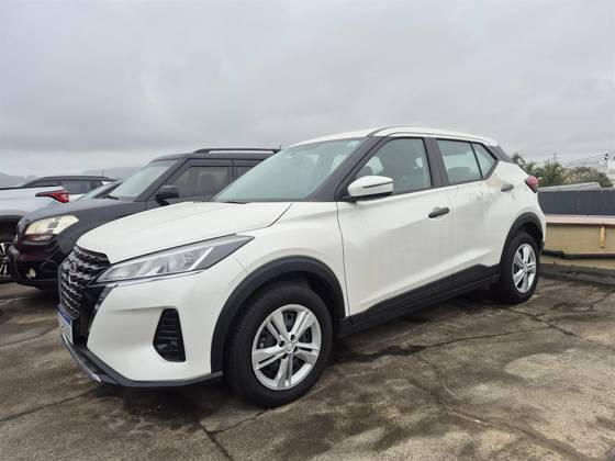 NISSAN KICKS PLAY 1.6 16V FLEXSTART ACTIVE PLUS XTRONIC NISSAN KICKS PLAY 1.6 16V FLEXSTART ACTIVE PLUS XTRONIC